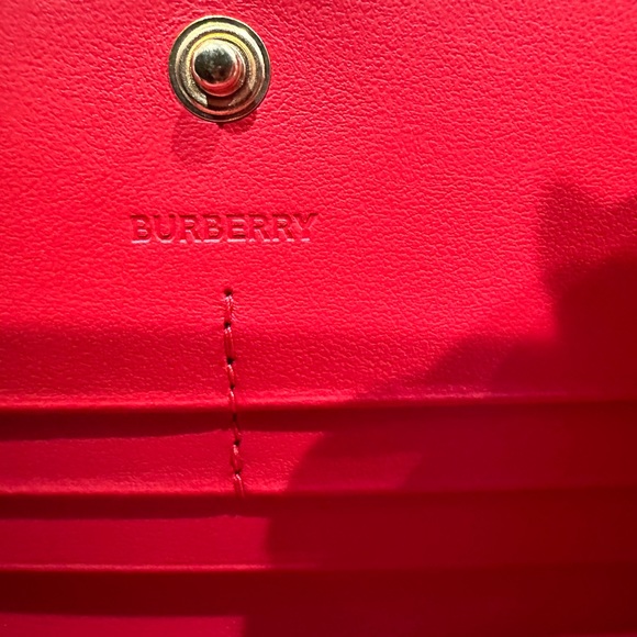 NWT red Burberry snap wallet. - Picture 8 of 10